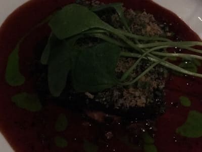 Braised steak in red wine sauce